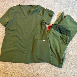 Figs Olive Green Short Sleeve Women's Tee